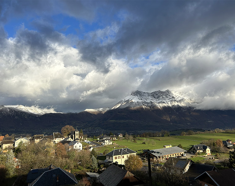Même s'il fait froid, faire un relevé chez un client avec cette vue ... ça n'a pas de prix !
